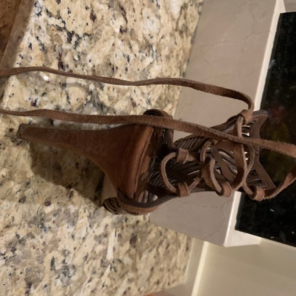 Zara beige heels - Picture 2 of 2